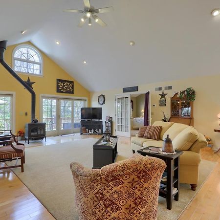 Hammer Creek Hideaway B&B ลิทิทซ์ ภายนอก รูปภาพ