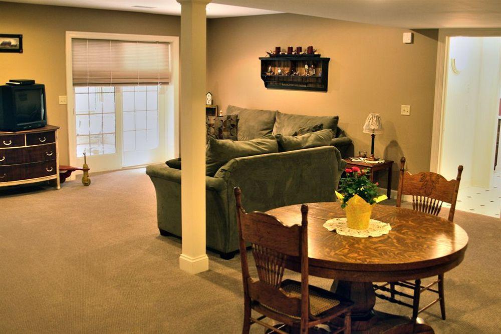 Hammer Creek Hideaway B&B ลิทิทซ์ ภายนอก รูปภาพ