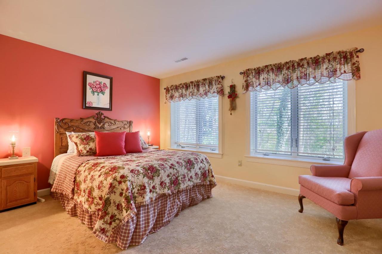 Hammer Creek Hideaway B&B ลิทิทซ์ ภายนอก รูปภาพ
